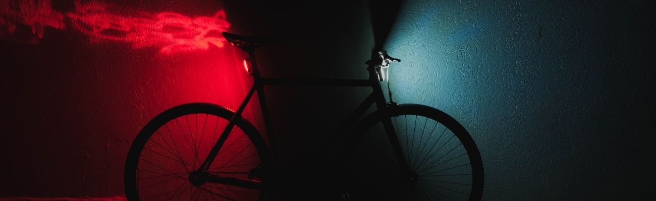 CIRYCASE Lumiere Velo Avant et Arriere, 8 + 12 Modes d'Éclairage Lampe Vélo  LED Étanche